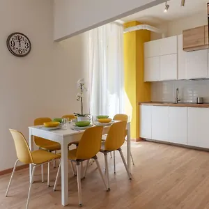 https://piazza-di-santa-maria-maggiore-cosy-apartment.it-romehotels.com
