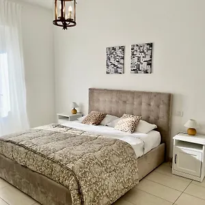 https://marco-polo-apartment.italymilanhotels.net