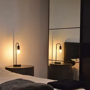 Galliera Street Apartamento